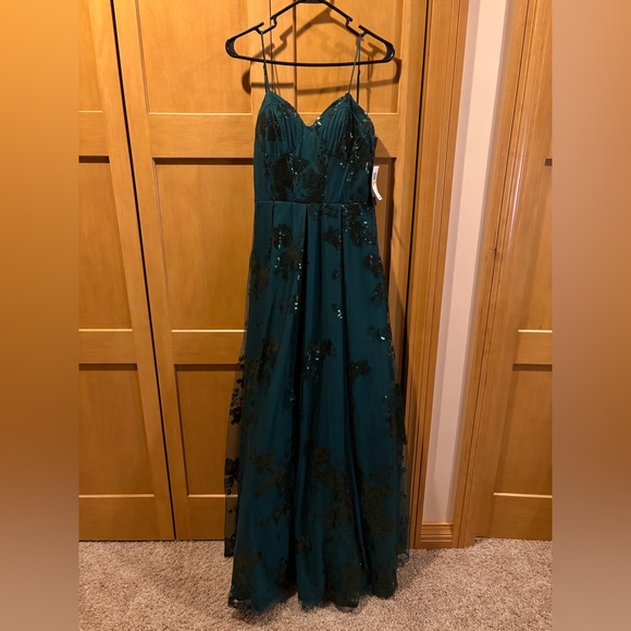 emerald green satin dress mini Emerald Green Mermaid Satin Cheap Prom Dresses Beaded Spaghetti Strap 24070 main image 0